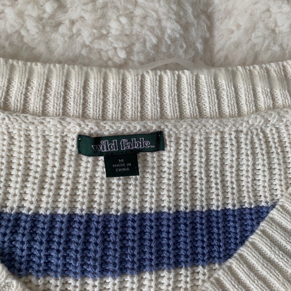 target sweater - Picture 2 of 2